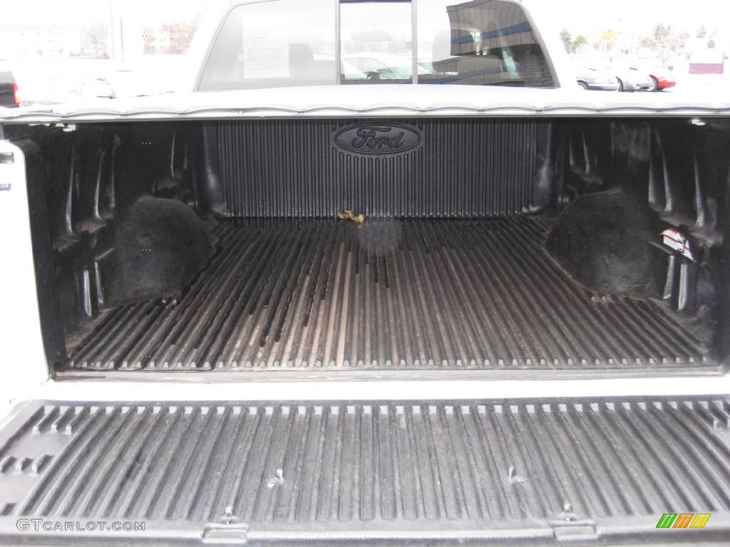2006 F150 XLT SuperCab 4x4 - Oxford White / Tan photo #5