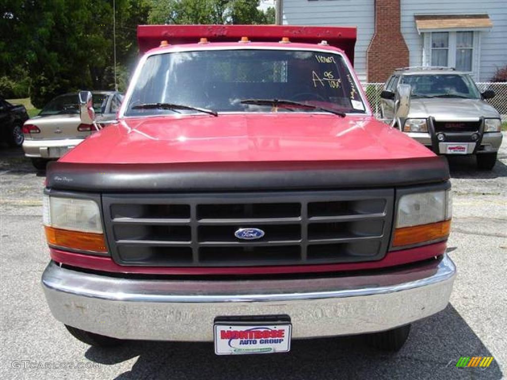 1995 F350 XL Regular Cab Chassis Dump Truck - Ultra Red / Red photo #8