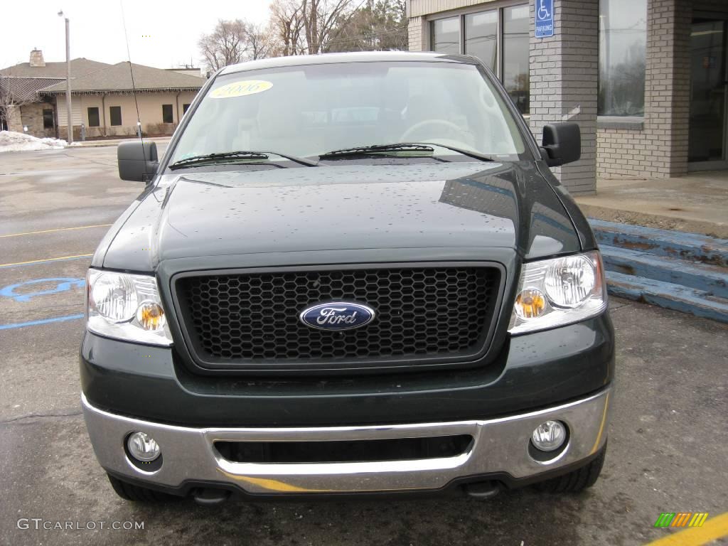 2006 F150 XLT SuperCab 4x4 - Aspen Green Metallic / Tan photo #2