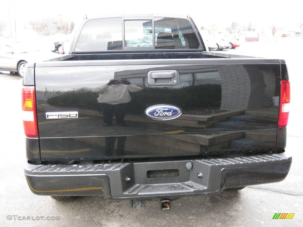 2006 F150 STX SuperCab 4x4 - Black / Medium/Dark Flint photo #4