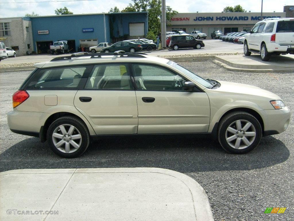 2007 Outback 2.5i Wagon - Champagne Gold Opal / Warm Ivory Tweed photo #6