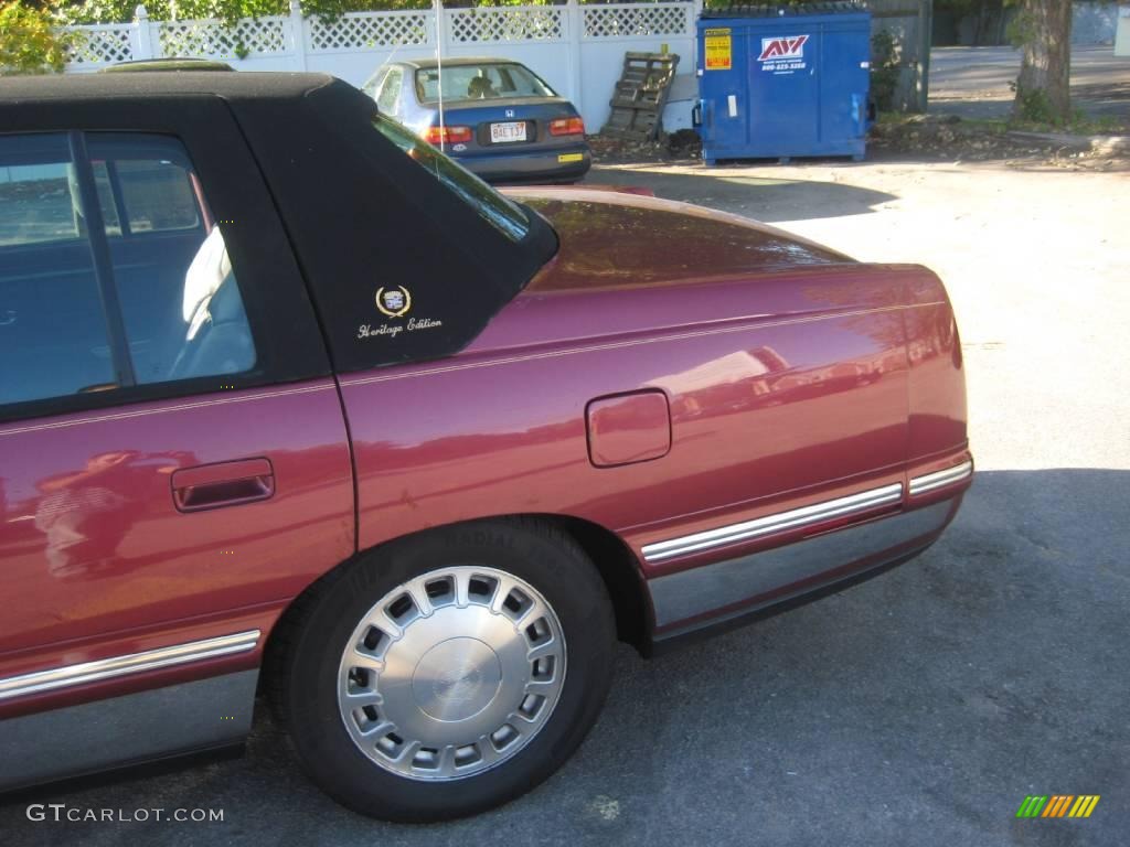 1999 DeVille Sedan - Crimson Pearl / Mulberry photo #10