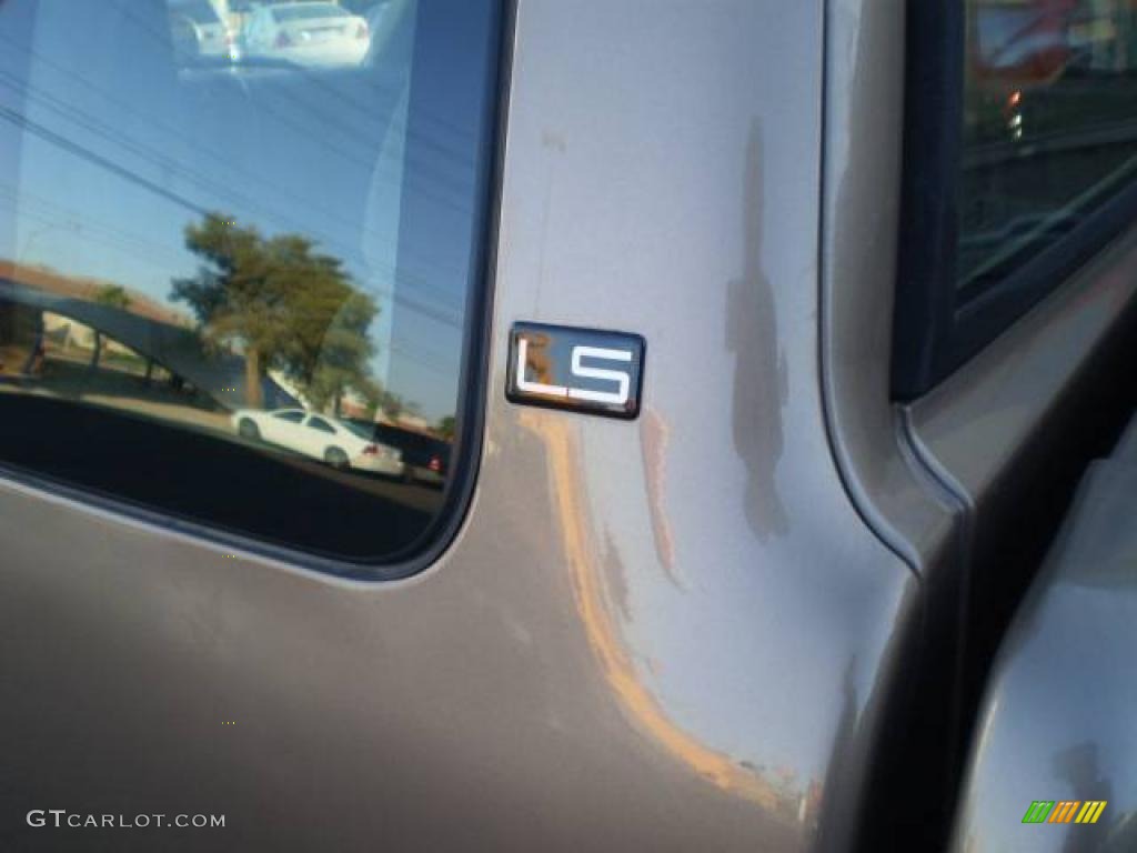 1997 S10 LS Extended Cab - Light Autumnwood Metallic / Beige photo #11