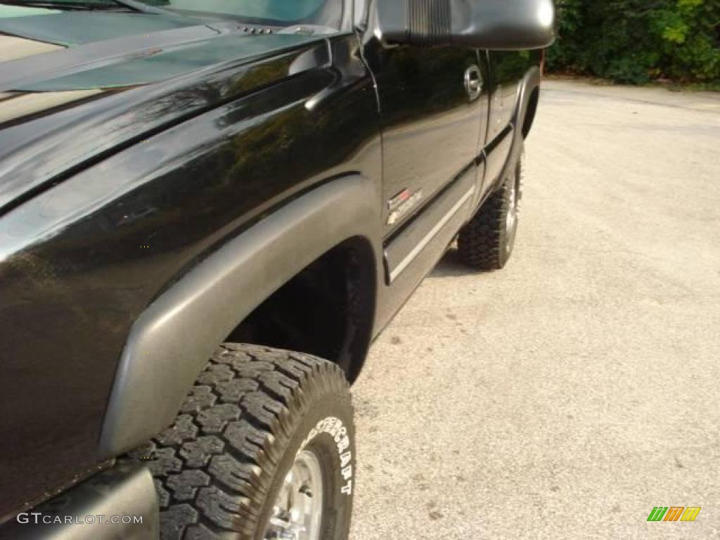 2003 Silverado 2500HD LS Regular Cab 4x4 - Black / Dark Charcoal photo #11