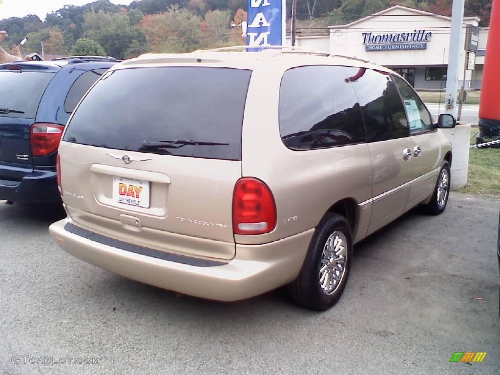 2000 Town & Country Limited - Champagne Pearl / Taupe photo #4