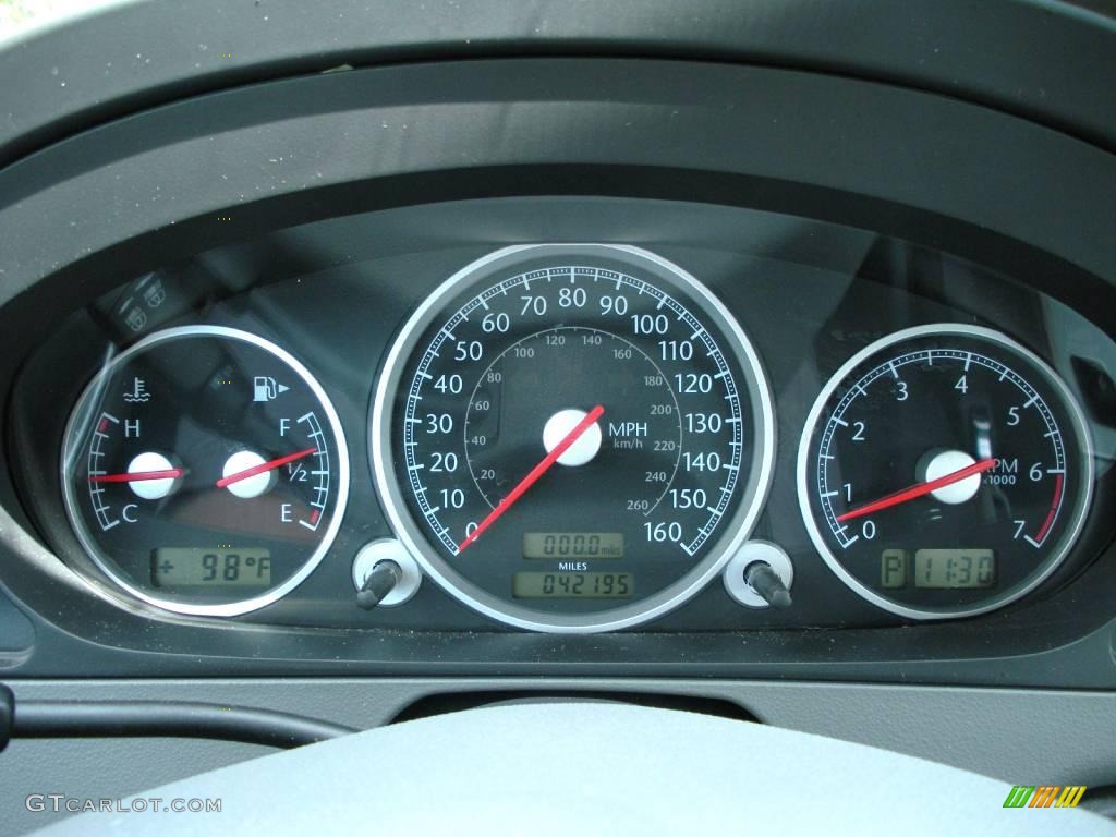 2005 Chrysler Crossfire Limited Coupe Gauges Photo #18406759