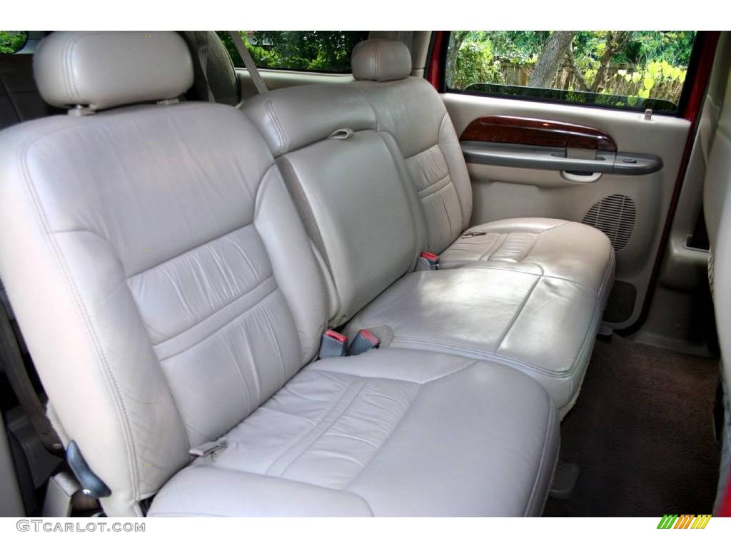 2000 Excursion Limited 4x4 - Toreador Red Metallic / Medium Graphite photo #50