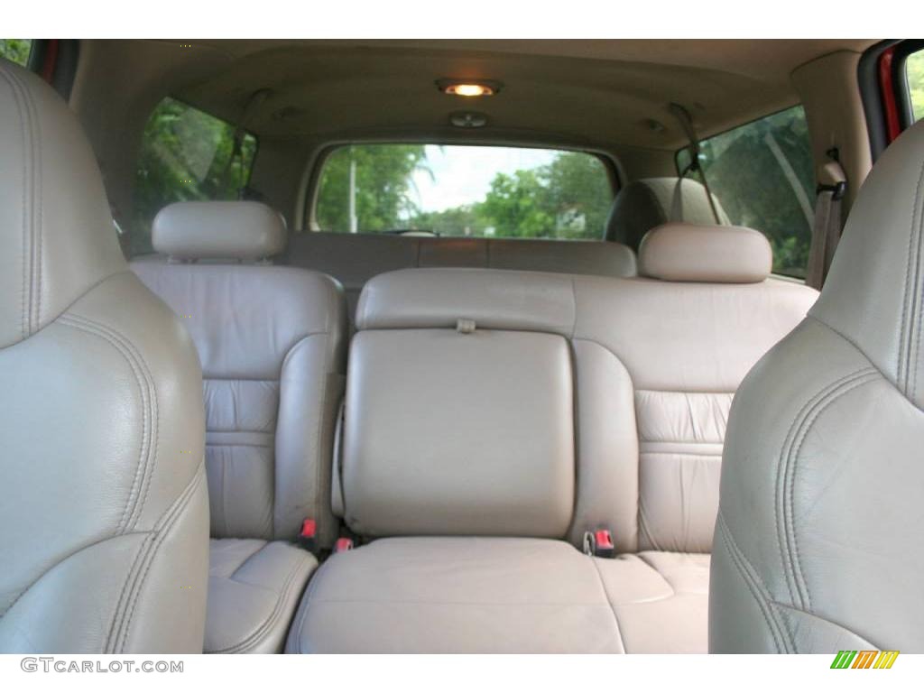 2000 Excursion Limited 4x4 - Toreador Red Metallic / Medium Graphite photo #55