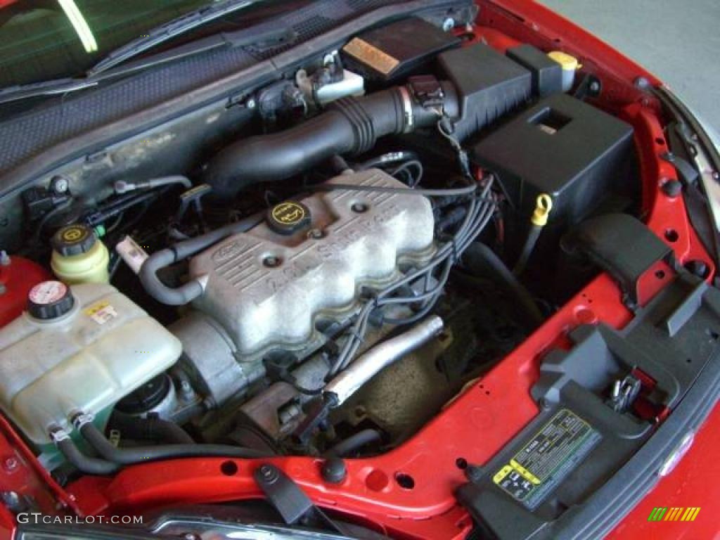 2002 Focus LX Sedan - Infra Red / Medium Graphite photo #18