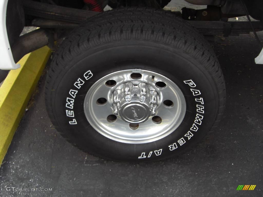 2004 F250 Super Duty FX4 SuperCab 4x4 - Oxford White / Medium Flint photo #9