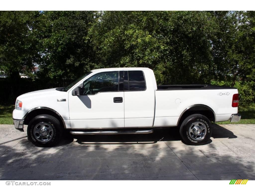 2004 F150 XLT SuperCab 4x4 - Oxford White / Dark Flint photo #3