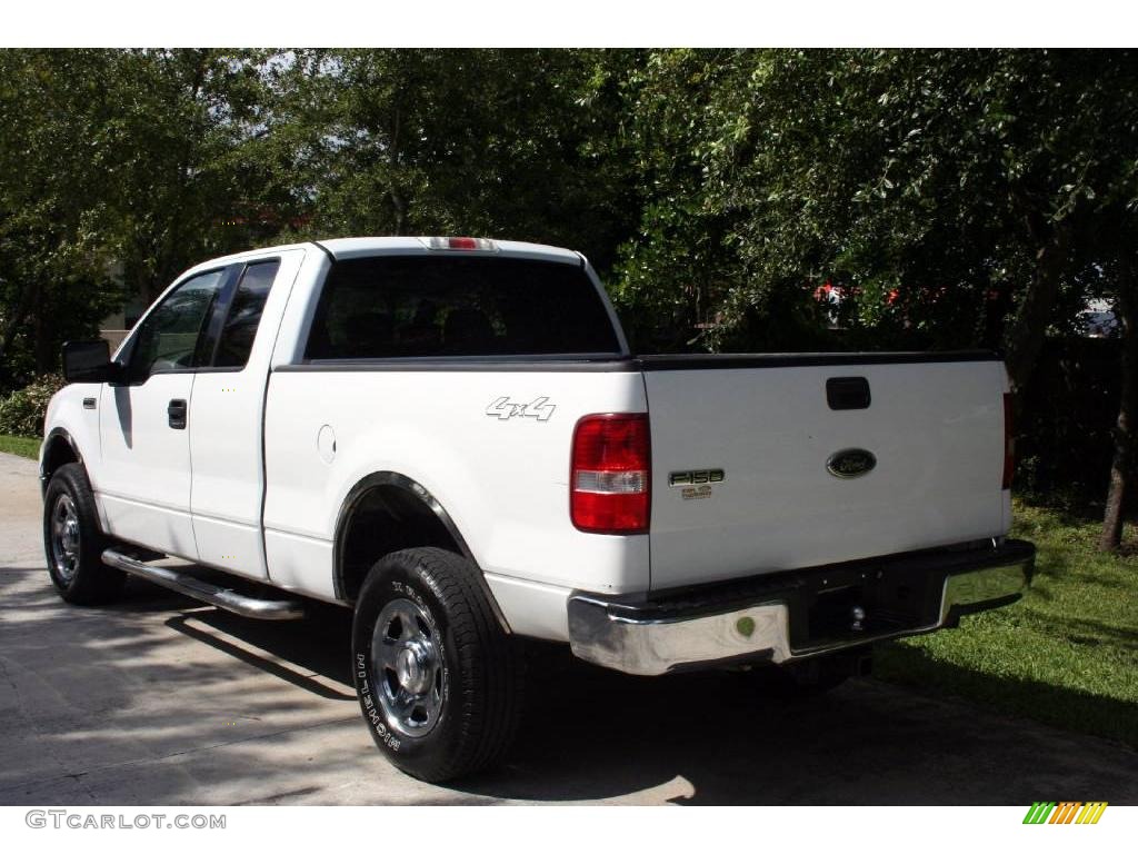 2004 F150 XLT SuperCab 4x4 - Oxford White / Dark Flint photo #6