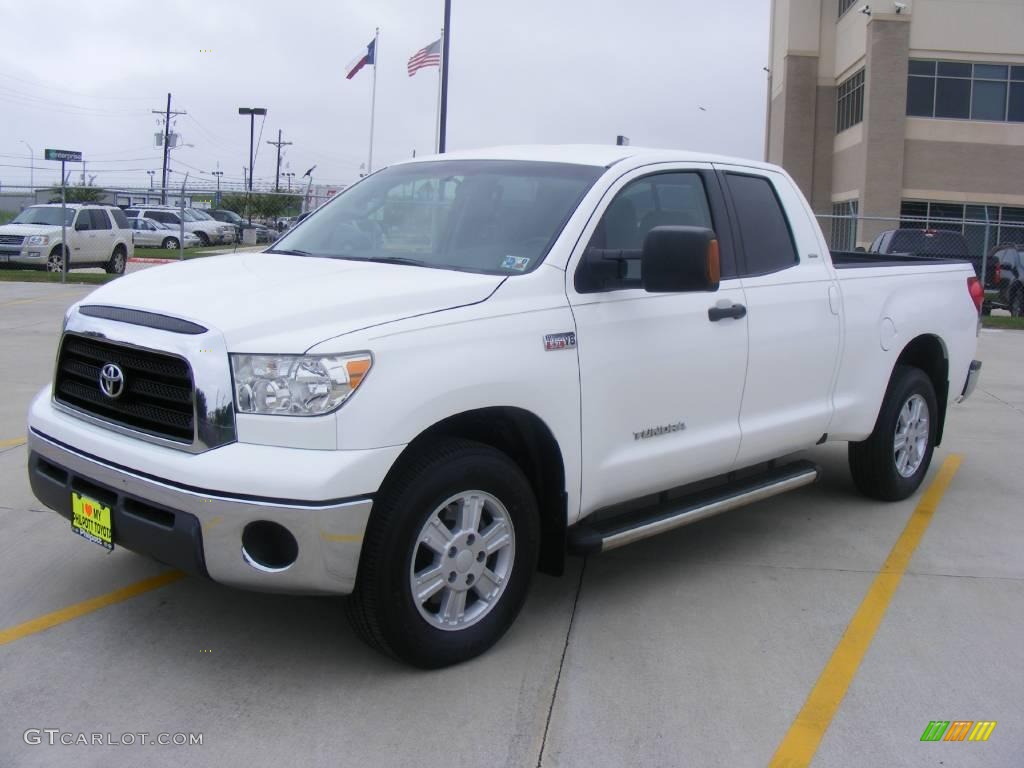 2007 Tundra SR5 Double Cab - Super White / Graphite Gray photo #7