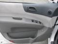 2009 Clear White Kia Sedona LX  photo #9