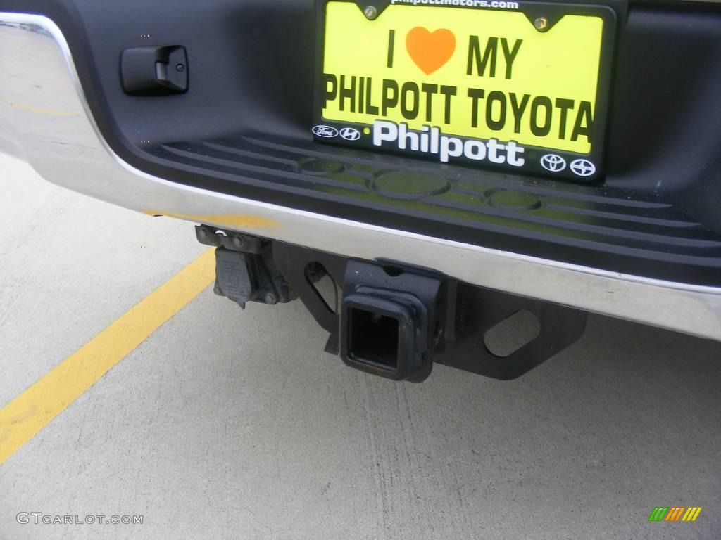 2007 Tundra SR5 Double Cab - Super White / Graphite Gray photo #24