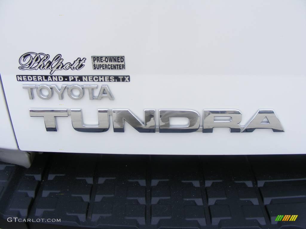 2007 Tundra SR5 Double Cab - Super White / Graphite Gray photo #25