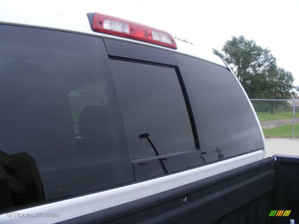 2007 Tundra SR5 Double Cab - Super White / Graphite Gray photo #27