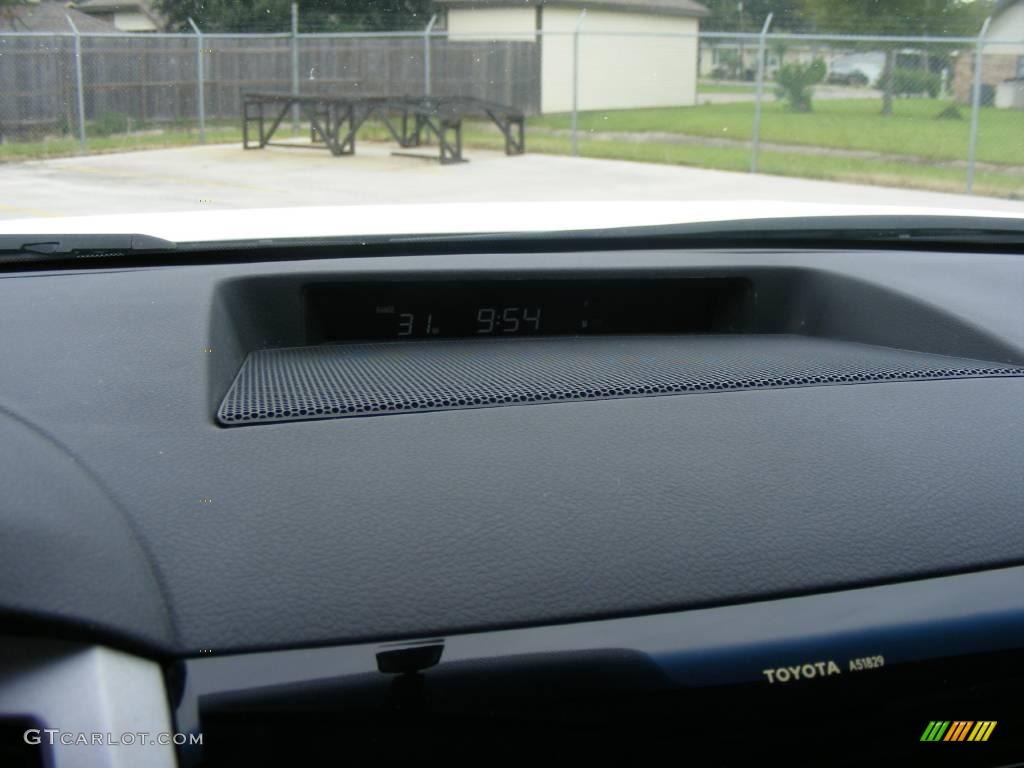 2007 Tundra SR5 Double Cab - Super White / Graphite Gray photo #47