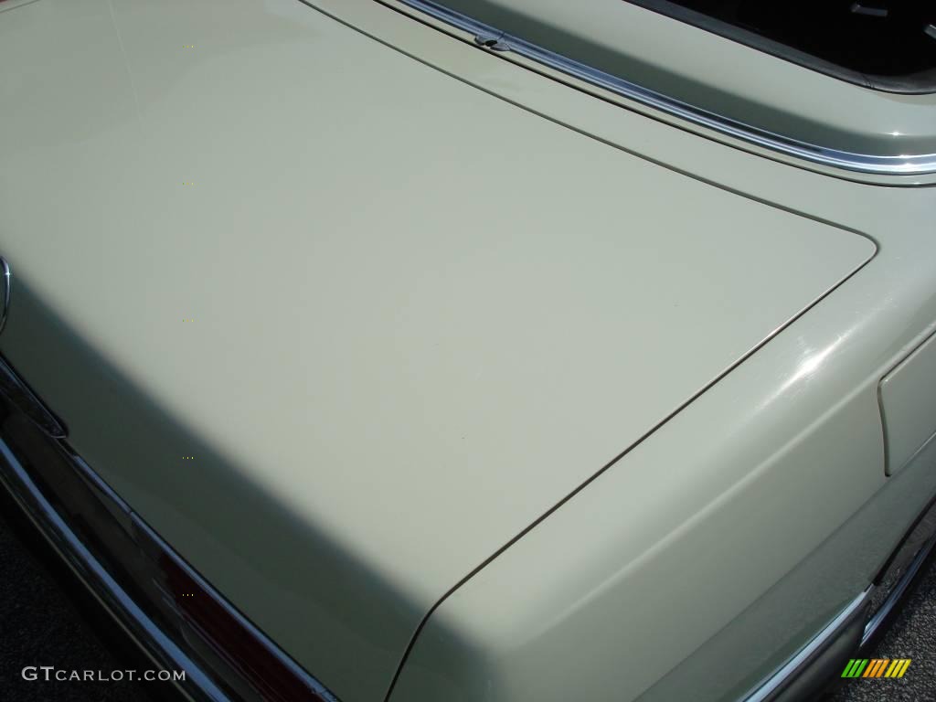 1979 SL Class 450 SL Roadster - Classic White / Black photo #29