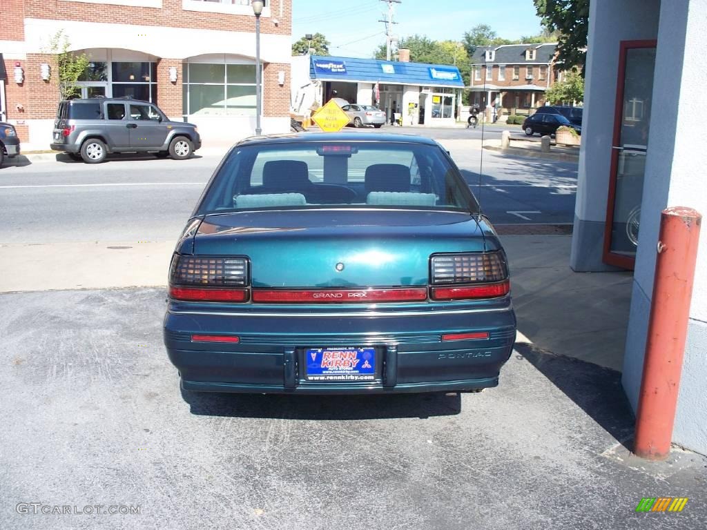 1996 Grand Prix SE Sedan - Dark Teal Metallic / Blue photo #4