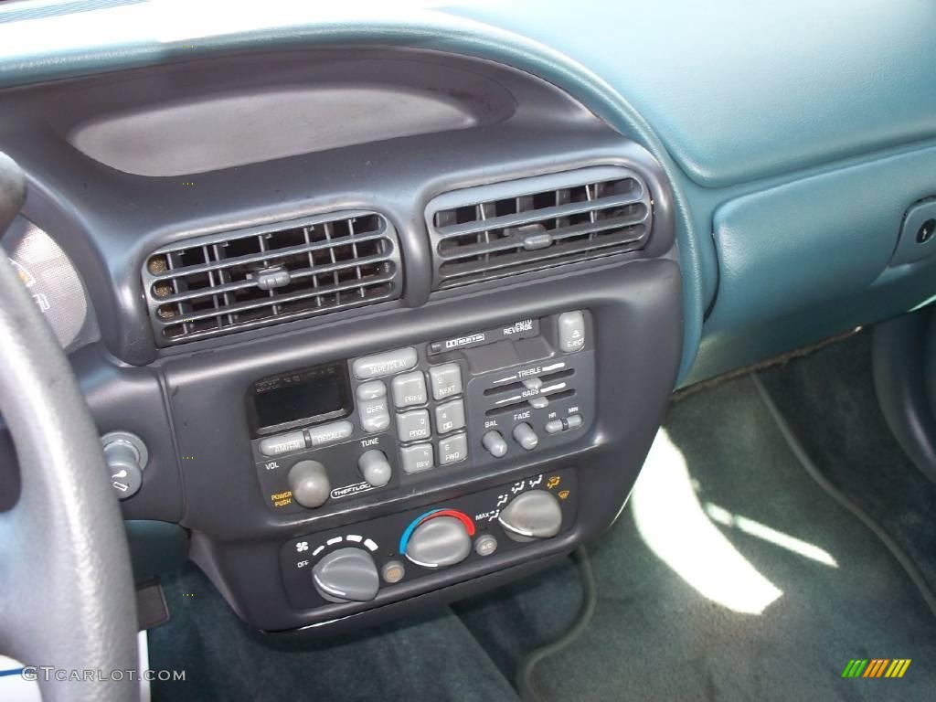 1996 Grand Prix SE Sedan - Dark Teal Metallic / Blue photo #8
