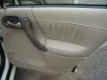 Cream White - L Series L300 Sedan Photo No. 17