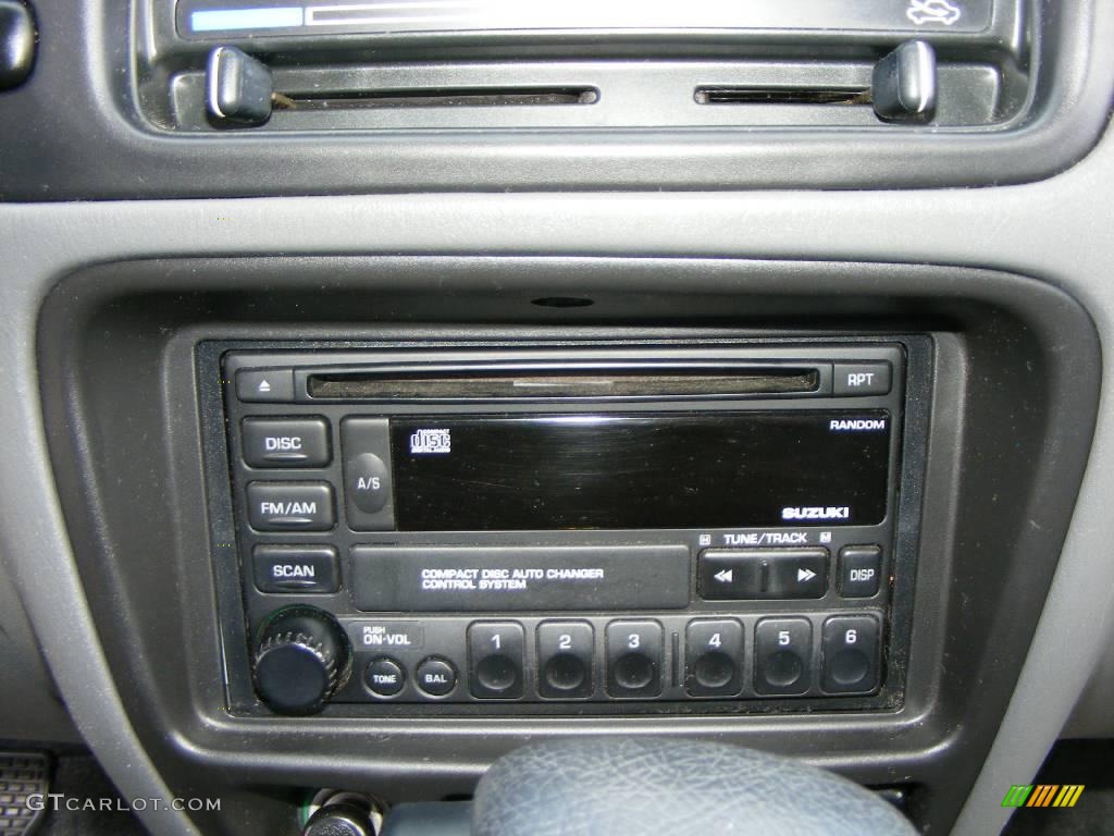 2001 Grand Vitara JLX 4x4 - Cool Beige Metallic / Gray photo #8