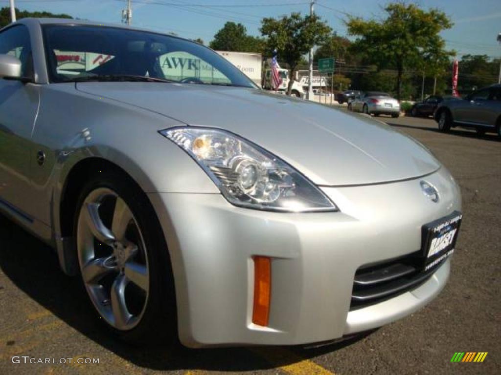 2006 350Z Touring Coupe - Silver Alloy Metallic / Charcoal Leather photo #23