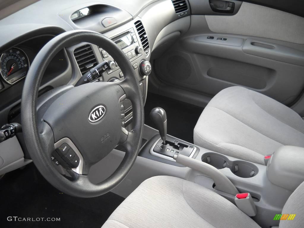 2008 Optima LX - Clear White / Gray photo #7