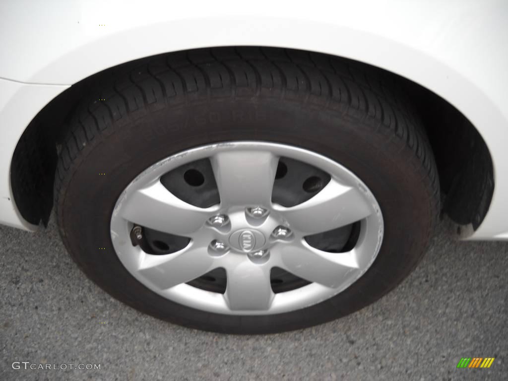 2008 Optima LX - Clear White / Gray photo #16