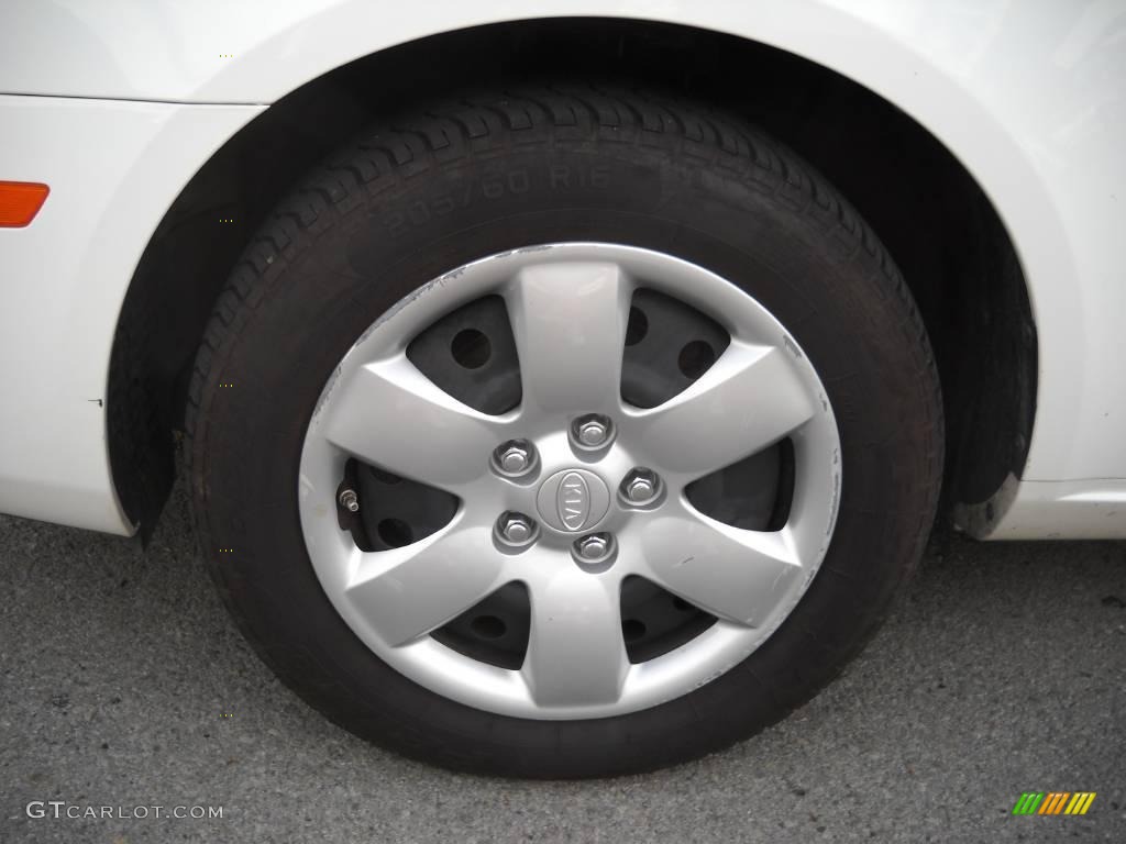 2008 Optima LX - Clear White / Gray photo #17