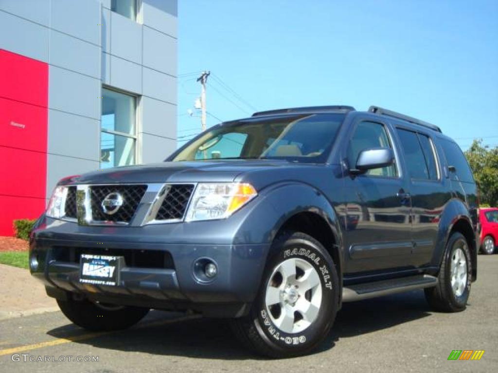 2005 Pathfinder SE 4x4 - Silverton Blue Pearl / Graphite photo #1