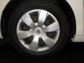 Super White - Camry LE Photo No. 23