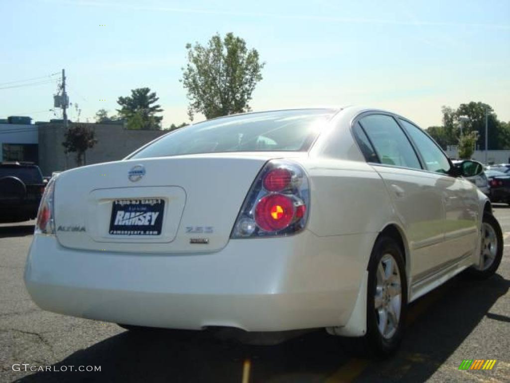 2006 Altima 2.5 S Special Edition - Satin White Pearl / Charcoal photo #9