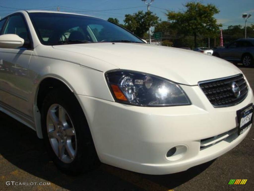 2006 Altima 2.5 S Special Edition - Satin White Pearl / Charcoal photo #21