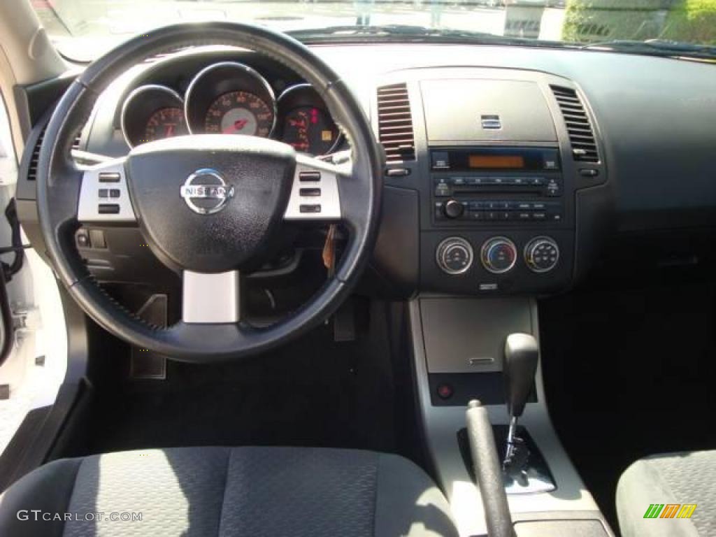 2006 Altima 2.5 S Special Edition - Satin White Pearl / Charcoal photo #31