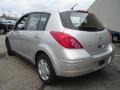 Brilliant Silver - Versa 1.8 S Hatchback Photo No. 3