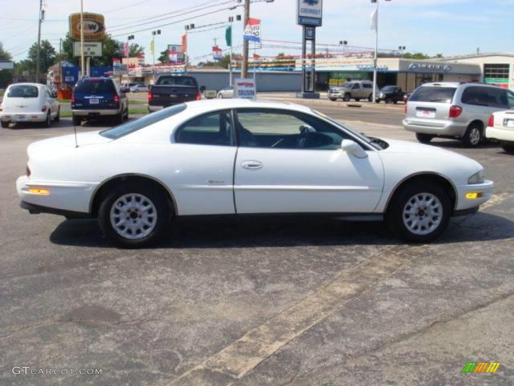 1995 Riviera Supercharged Coupe - Bright White / Adriatic Blue photo #5