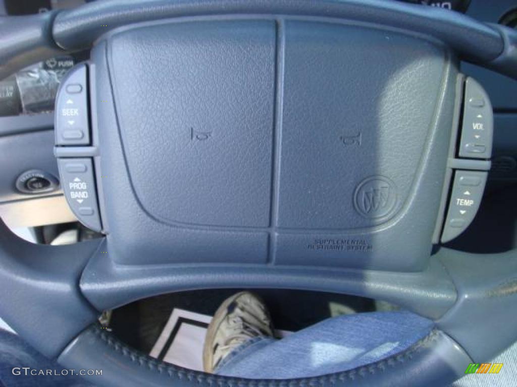 1995 Riviera Supercharged Coupe - Bright White / Adriatic Blue photo #16