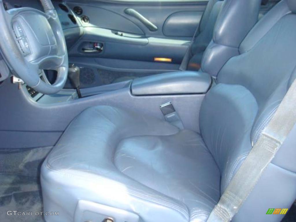 1995 Riviera Supercharged Coupe - Bright White / Adriatic Blue photo #18