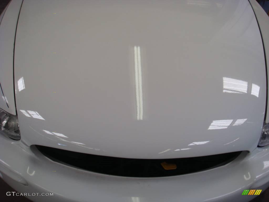 1995 Riviera Supercharged Coupe - Bright White / Adriatic Blue photo #31
