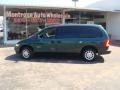 Forest Green Pearl - Grand Voyager Expresso Photo No. 2