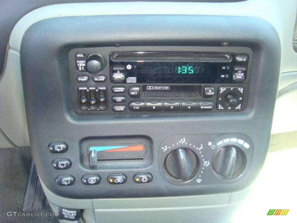 1998 Grand Voyager Expresso - Forest Green Pearl / Mist Gray photo #24