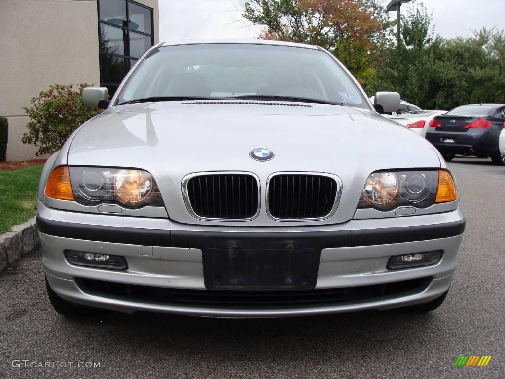 2001 3 Series 325xi Sedan - Titanium Silver Metallic / Grey photo #2