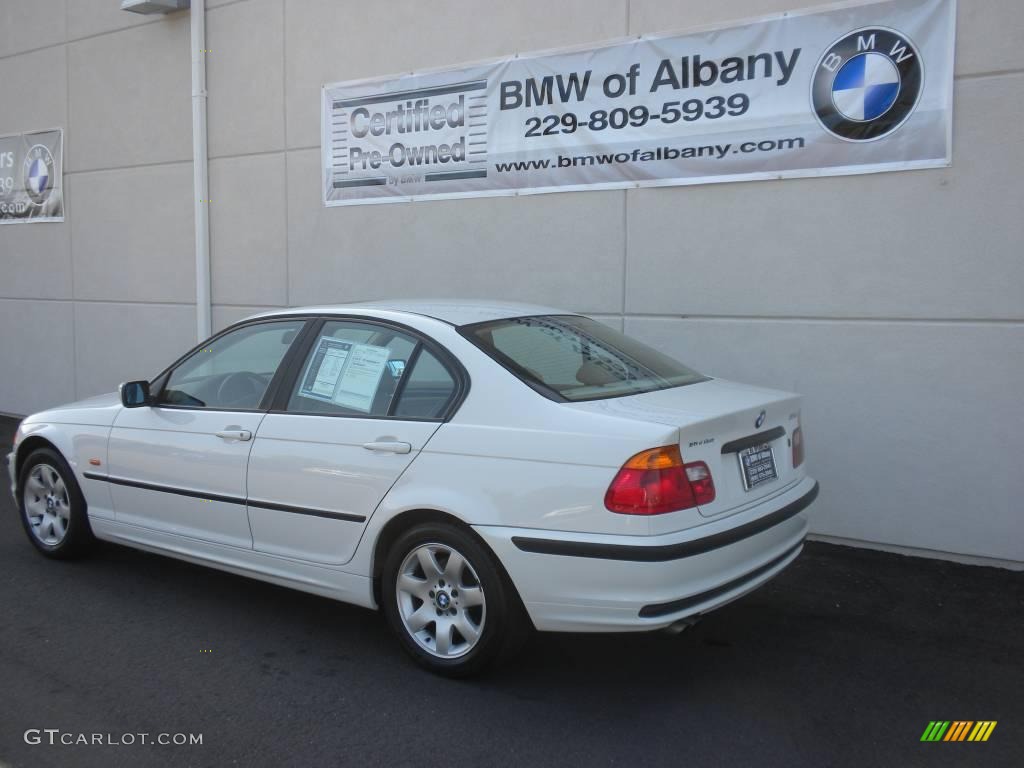 2001 3 Series 325i Sedan - Alpine White / Sand photo #3