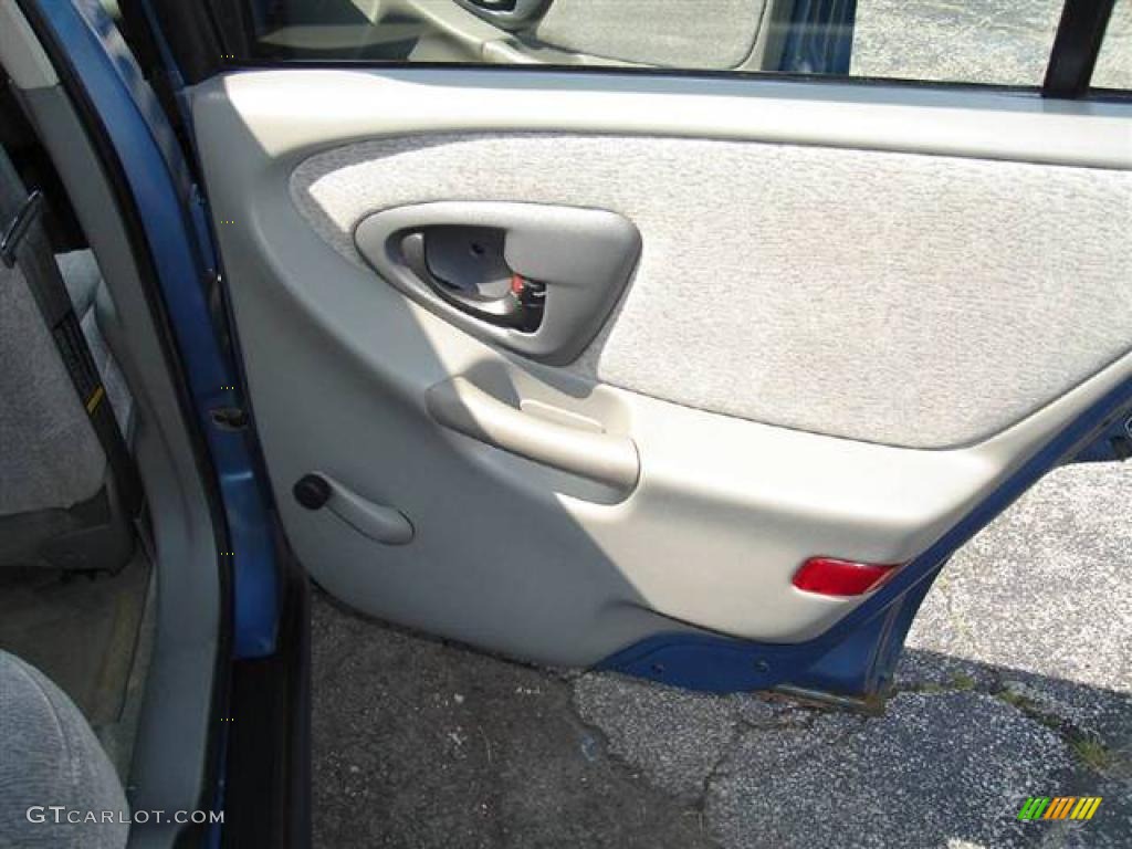 1999 Malibu Sedan - Medium Opal Blue Metallic / Medium Gray photo #17