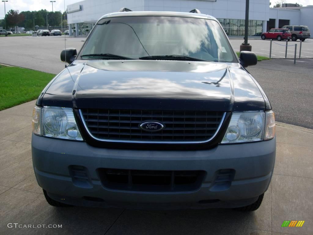 2002 Explorer XLS - Black Clearcoat / Graphite photo #11
