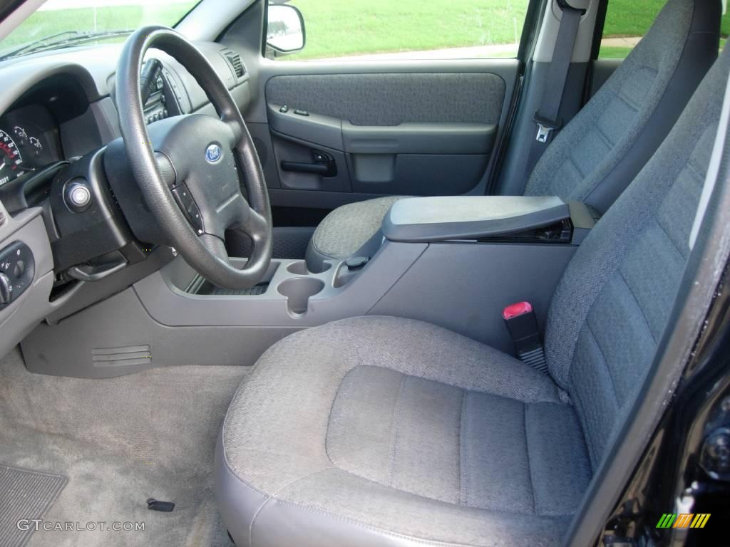 2002 Explorer XLS - Black Clearcoat / Graphite photo #14