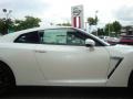 2010 Pearl White Nissan GT-R Premium  photo #21
