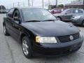 Black Magic Pearl - Passat GLS Sedan Photo No. 4